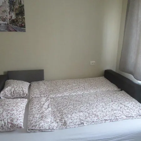 Апартаменти Family *